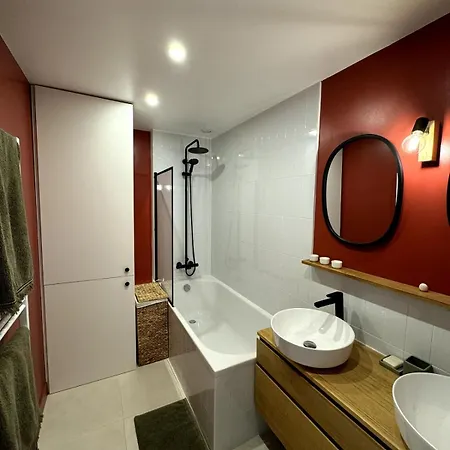 Rebeval 3 - Lb - Cosy And Spacious Flat For 4 Pers * Париж